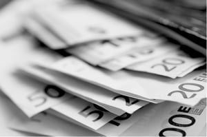 Bail-in or bail-out: can private investors be compensated in bank restructurings?