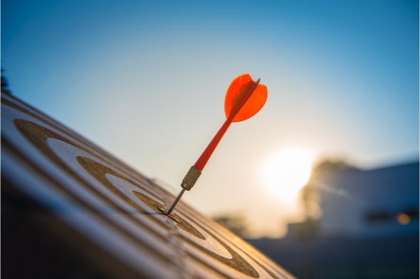 Red dart arrow 